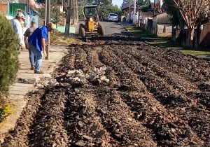 Prefeitura realiza obras de melhorias em três ruas do Núcleo João Paulo II