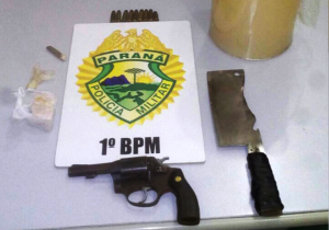 Tráfico de drogas e porte ilegal de arma de fogo