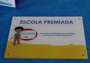 Alunos e professoras de Palmeira recebem premiações do concurso cultural Televisando