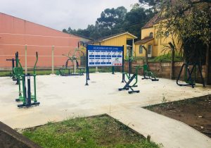 Parque dos Papiros e Santa Bárbara recebem academias ao ar livre