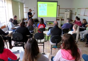 Palestra “A linguagem visual na comunicação” reúne diferentes públicos