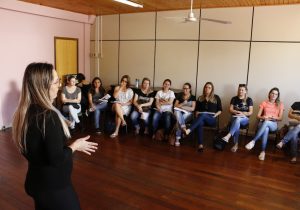 Secretaria de Educação realiza escolha dos livros didáticos da rede municipal de ensino