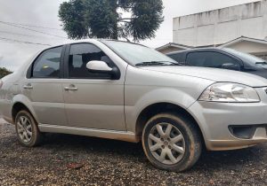 Veículo roubado em assalto a residência é encontrado