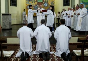 Novos Diáconos são ordenados em Porto Amazonas