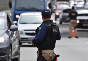 Polícia Rodoviária iniciou a Operação Natal e Ano novo nas estradas Federais do Paraná