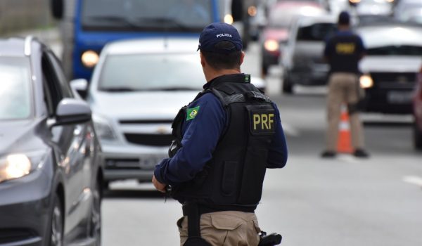 Polícia Rodoviária iniciou a Operação Natal e Ano novo nas estradas Federais do Paraná
