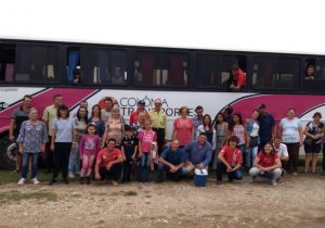 Ônibus com paroquianos de Monte Alegre leva imagem peregrina a Witmarsum