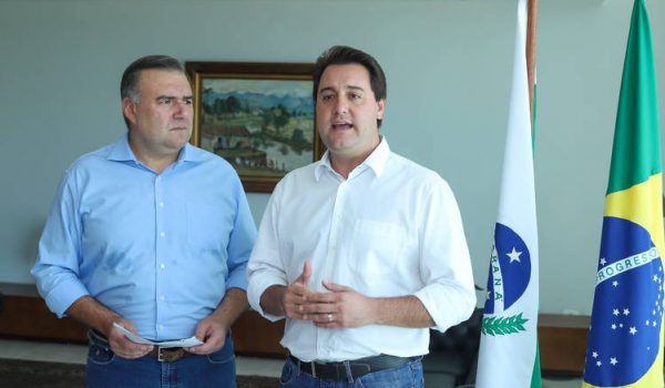 Governador anuncia novos valores do salário mínimo regional do Paraná