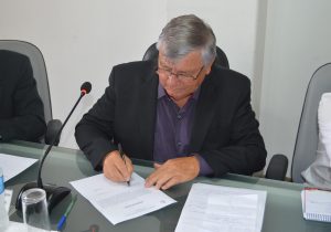 Pela terceira vez, o Vereador Domingos Everaldo Kuhn tomou posse como presidente do legislativo municipal