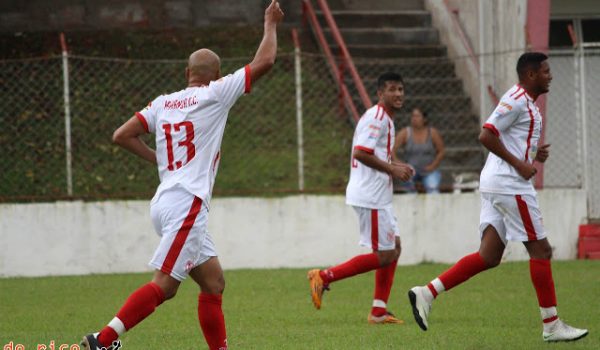 Ypiranga sai na frente  em confronto nas quartas de finais do Campeonato de Ponta Grossa