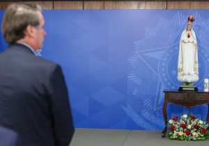 Bolsonaro participa de ato religioso no Palácio do Planalto