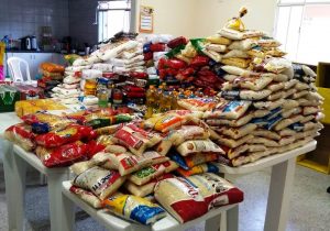 Mais de 400 quilos de alimentos são arrecadados com Corpus Christi Solidário