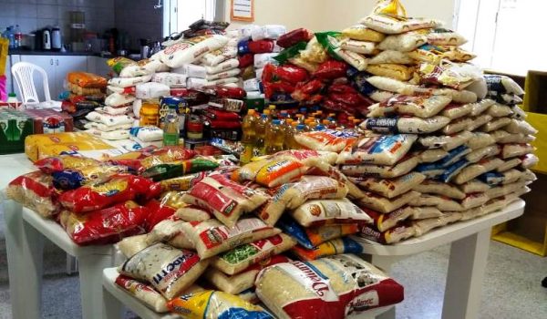 Mais de 400 quilos de alimentos são arrecadados com Corpus Christi Solidário