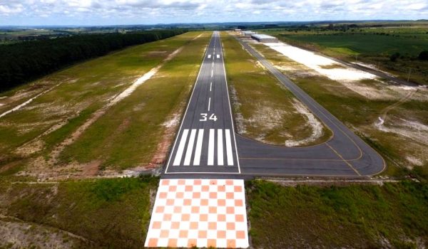 Empresários inauguram neste sábado o aeródromo em Witmarsum