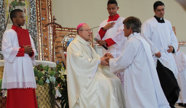 Palmeirense Miguel Simon é ordenado diácono