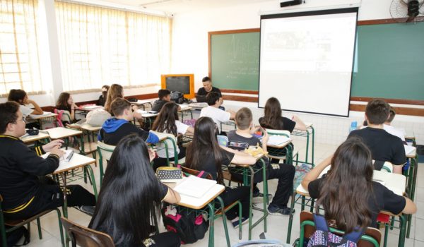 Programa contra abandono escolar começa a apresentar resultados positivos