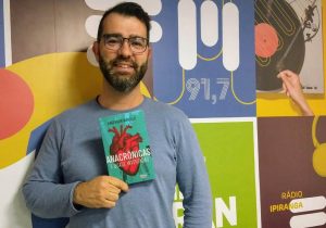 Escritor palmeirense lança livro em sarau literário nesta quarta-feira (10)