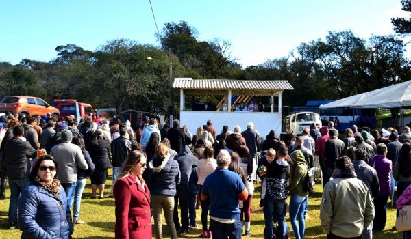 Festa das Pedras reúne mais de 3 mil pessoas