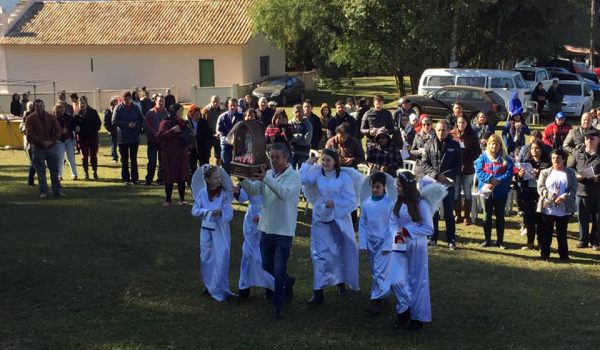 Imagem Peregrina segue seu caminho pelas comunidades da Paróquia