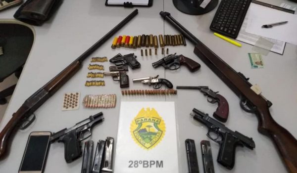 PM prende três homens envolvidos com comércio ilegal de armas em Palmeira