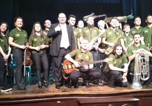 Orquestra Municipal de Palmeira homenageia imigração italiana em apresentação na Lapa