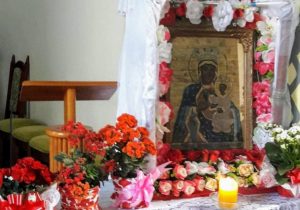 Poloneses celebram Nossa Senhora de Czestochowa