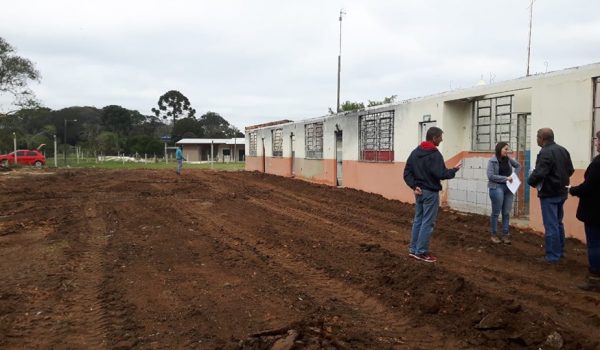 Começa reconstrução da Escola Ida Albach