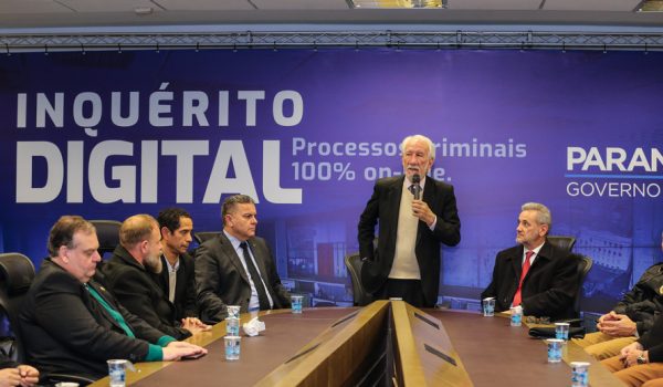 Polícias do Paraná passam a operar em sistema 100% digital