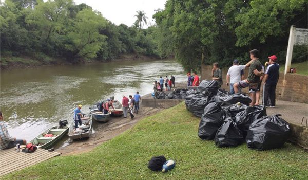 Rotary Clube promove 22ª edição de limpeza do Rio Iguaçu