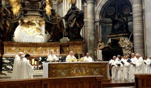 Palmeirense participa de Missa com o Papa Francisco no Vaticano