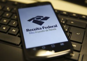 Receita antecipa pagamento de lotes de restituição do Imposto de Renda