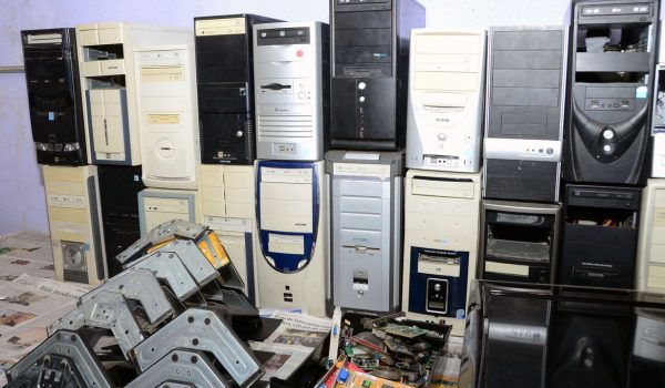 Decreto obriga empresas a recolherem lixo eletrônico