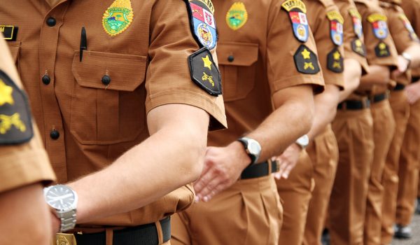 Concurso seleciona 2,4 mil policiais militares e bombeiros no Paraná