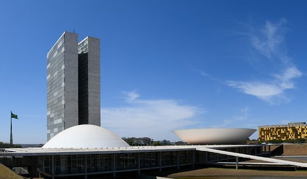 Senado fará debate sobre adiamento de eleições municipais