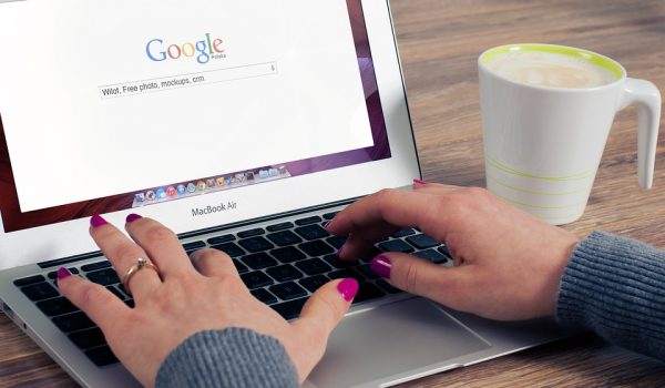 Pijamas e pantufas lideram ranking de busca do google