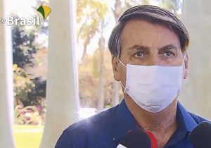 Bolsonaro diz que novo teste manteve resultado positivo para covid-19