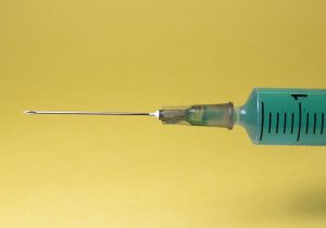 Plano nacional de vacinação contra Covid-19 terá quatro fases
