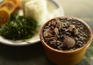 Escola Integrada promove feijoada no dia 12 de junho