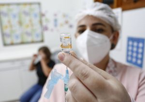 Prefeitura informa que vacinação contra Covid-19 chega a 10 mil doses em Palmeira 