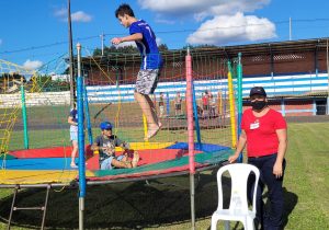 Crianças celebram a data com atividades programadas pela ASIC e Polícia Militar