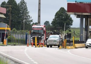 Estado e PRF organizam fluxo de veículos nas praças desativadas; veja como vai funcionar