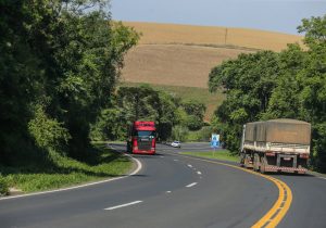 Atendimentos emergenciais nas rodovias do Paraná serão concentrados nos números 191, 193 e 198