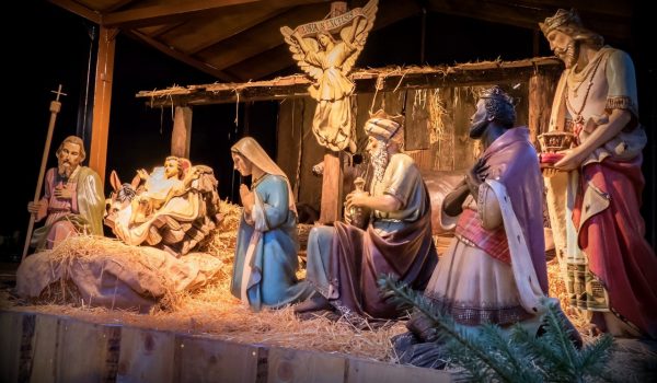 Padre João Marcos Polak fala sobre o significado do presépio no Natal