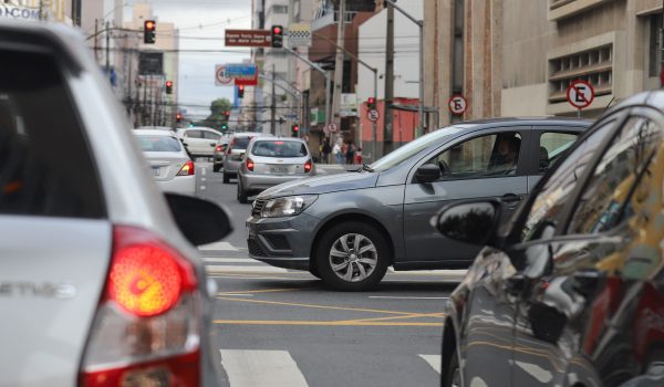 IPVA 2022 pode ser pago em cinco parcelas no Paraná; vencimento inicia nesta segunda-feira (17)