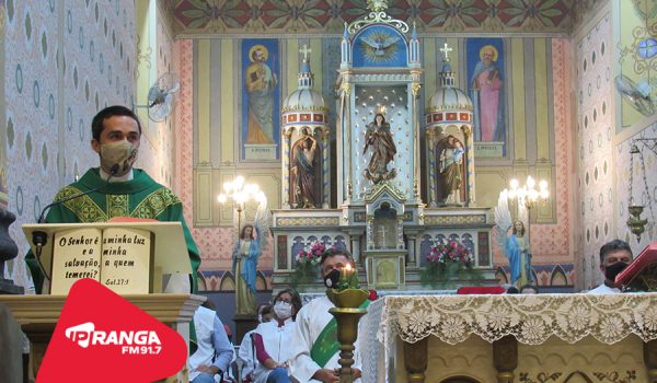 Padre Leandro celebrou última missa como Vigário de Palmeira