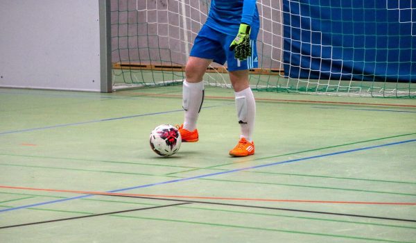 Duas rodadas do campeonato aberto de futsal já foram realizadas e hoje estreiam os veteranos