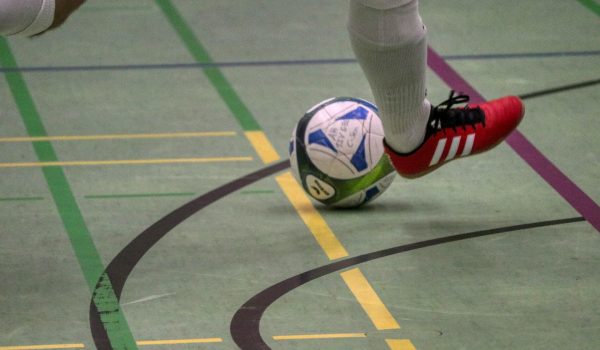 Noite de 14 gols na estreia da Copa Palmeira de Futsal Veteranos