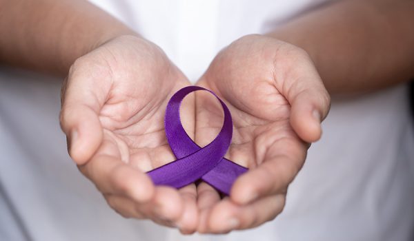 Março Lilás destaca importância da prevenção do câncer de colo de útero