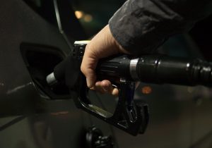 Fiscalização flagra armazenamento irregular de cerca de mil litros de gasolina em Palmeira