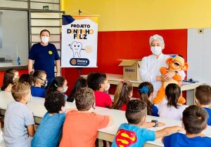 Rotary Club de Palmeira realiza projeto de conscientização a saúde bucal com alunos da rede municipal de ensino